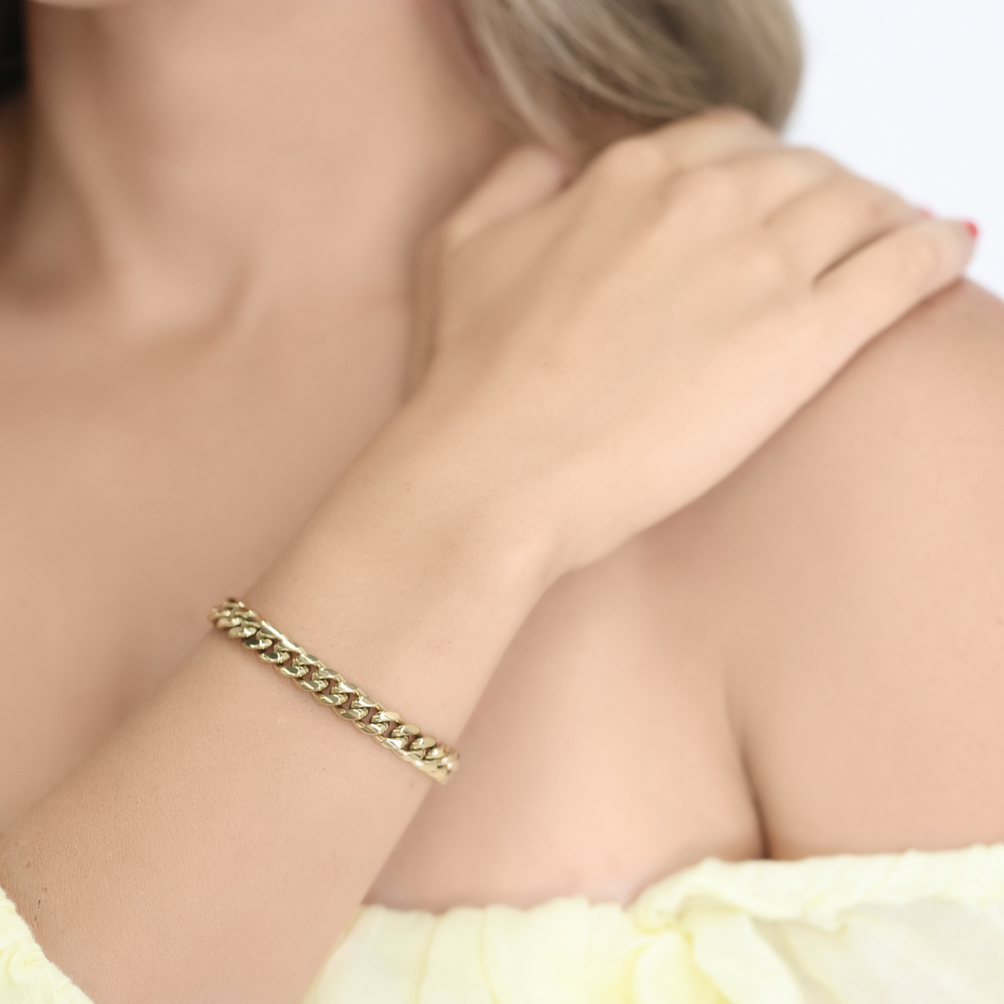 Gold Mariner Link Bracelet 8in 6mm – Prestige Jewelry